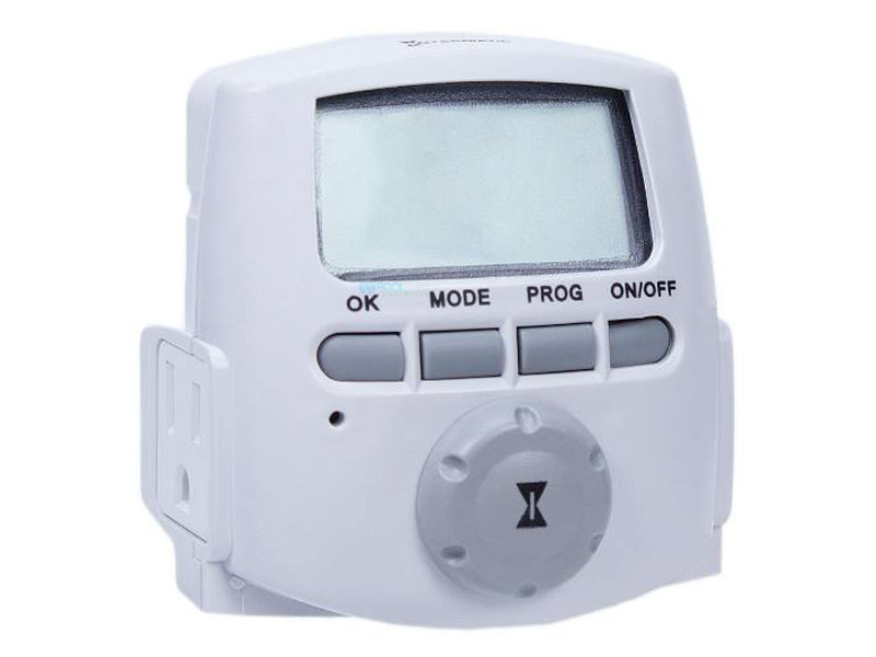 Intermatic Astro 7-Day Indoor Digital Plug-In Timer | 120V | DT620